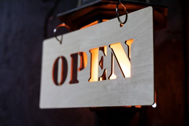 Закон «о защите русского языка» новые правила для бизнеса с 1 марта.jpg